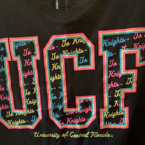 University of Central Florida v-neck tee- XL - Picture 2 of 3